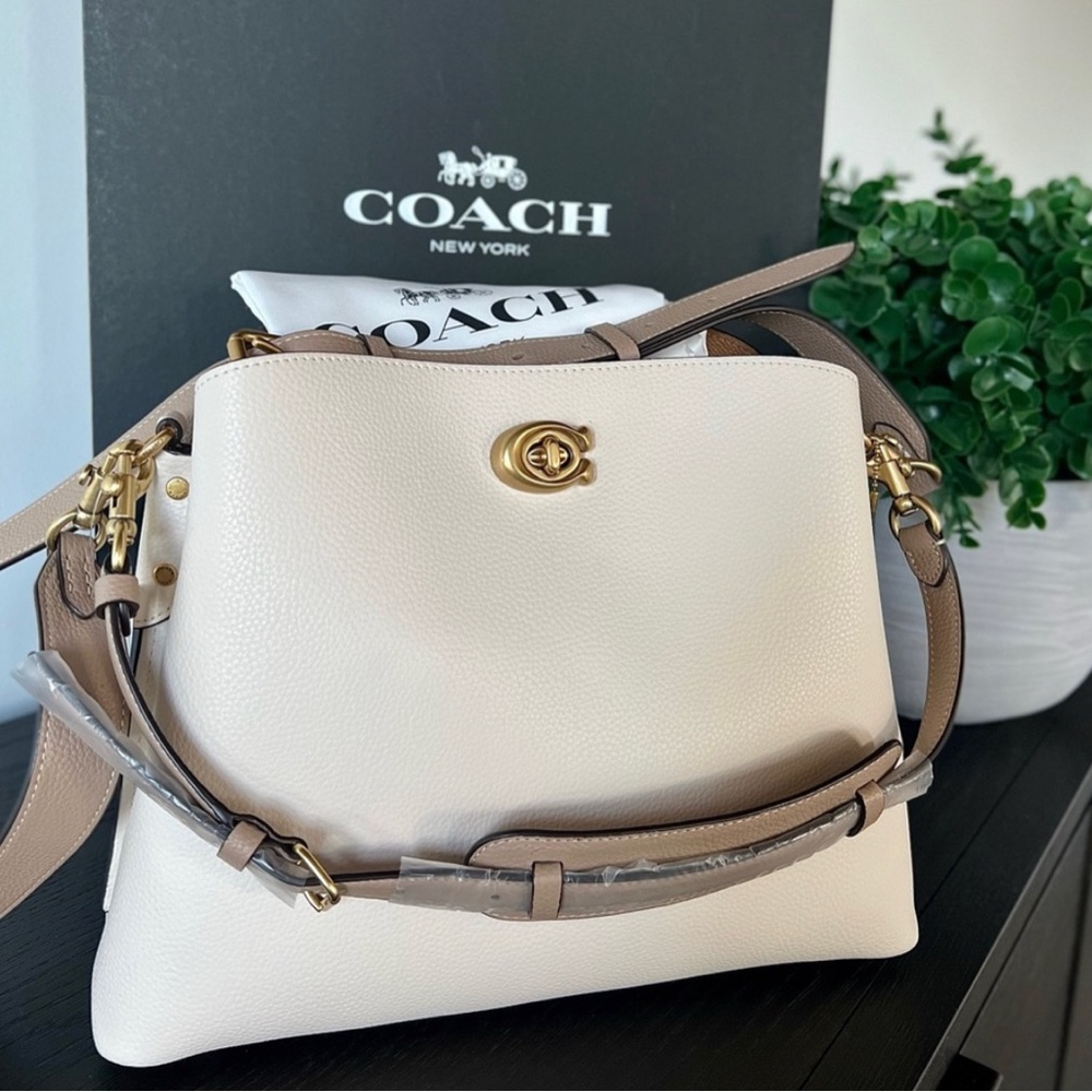 COACH Willow Shoulder Bag